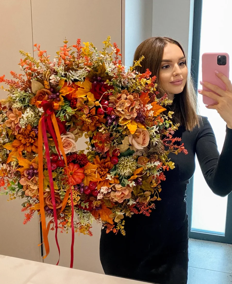 Laura — FLORESA